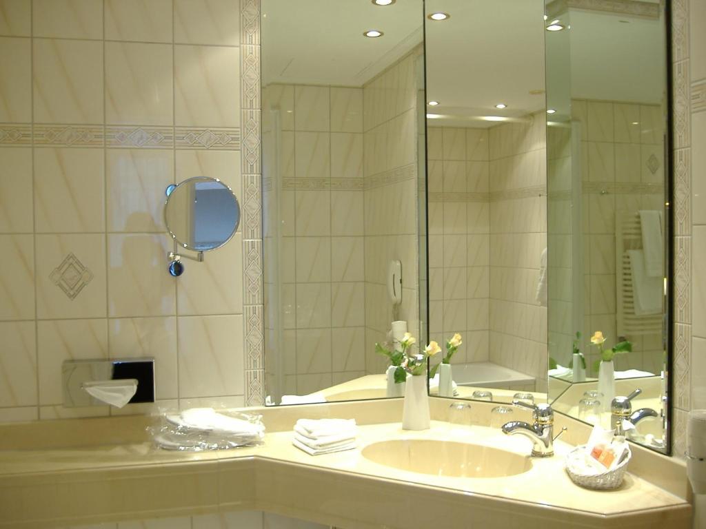 Hotel Altes Gymnasium Husum  Oda fotoğraf
